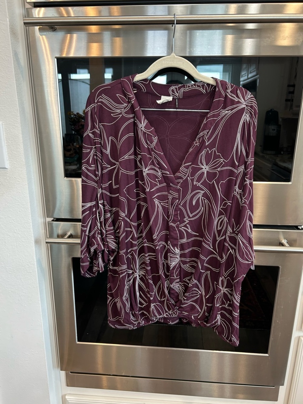 Akemi + Kin anthropologie Petraea Plum Blouse size L GUC